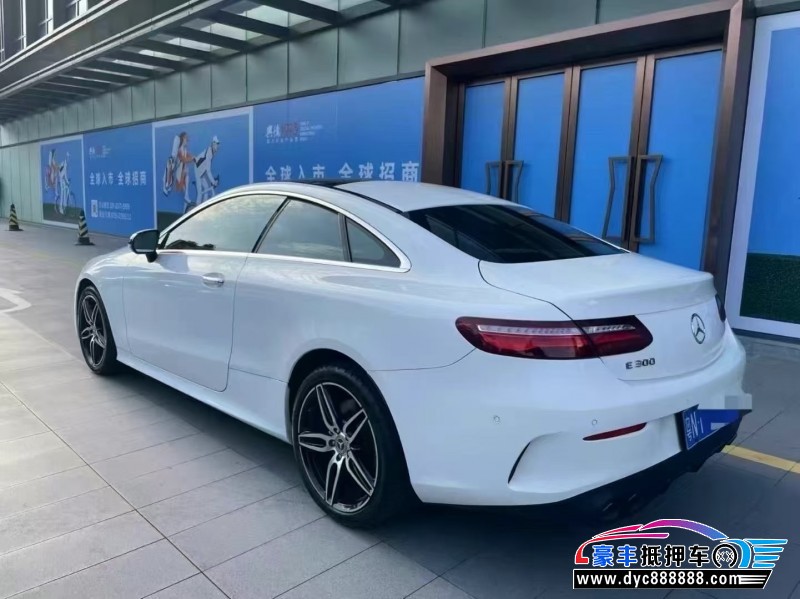 18年奔驰E轿车抵押车出售