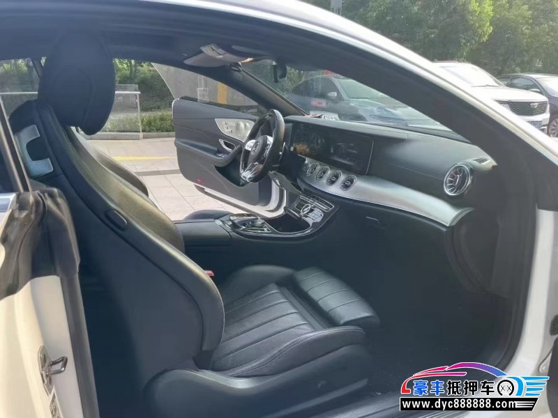 18年奔驰E轿车抵押车出售