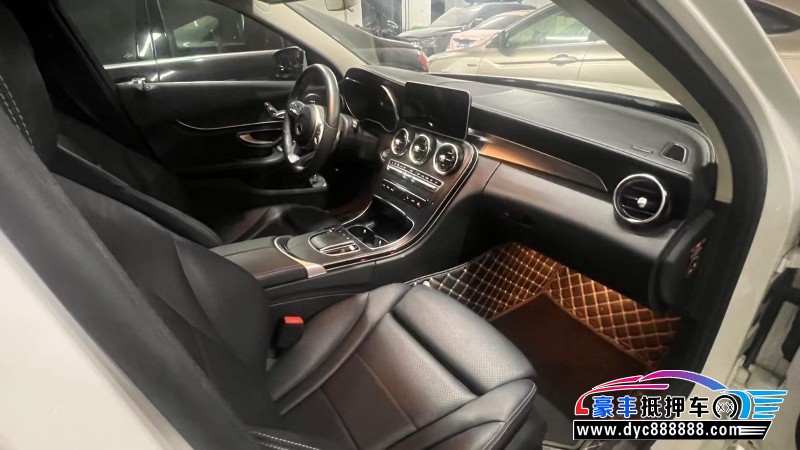 20年奔驰C轿车抵押车出售