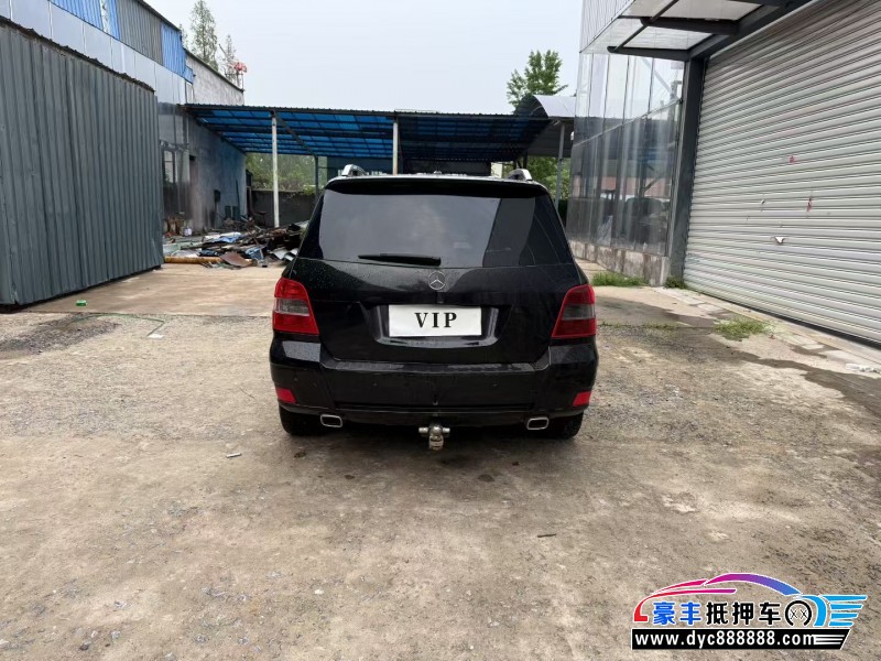 12年奔驰GLK轿车抵押车出售