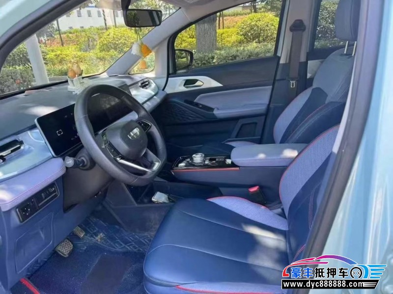 22年吉利几何轿车抵押车出售