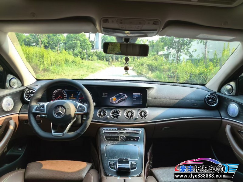 18年奔驰E轿车抵押车出售