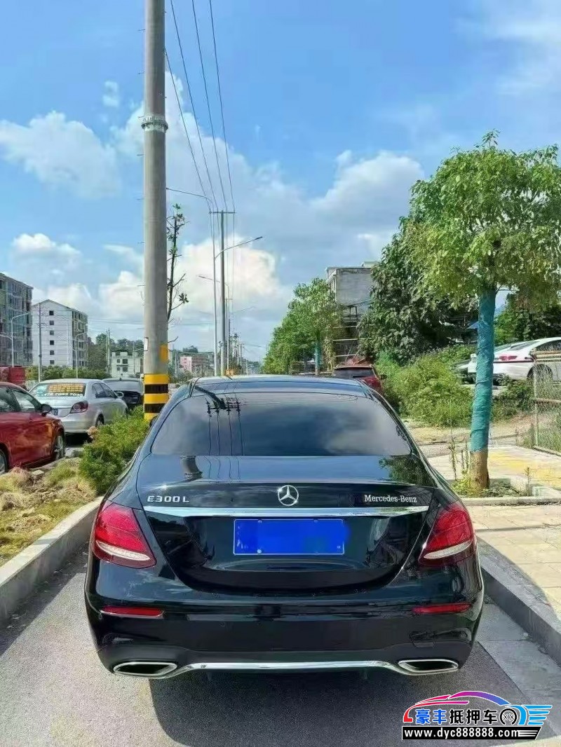20年奔驰E轿车抵押车出售