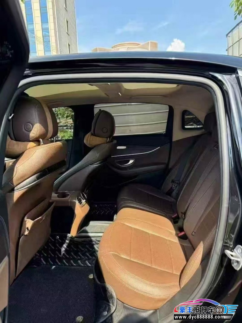 20年奔驰E轿车抵押车出售