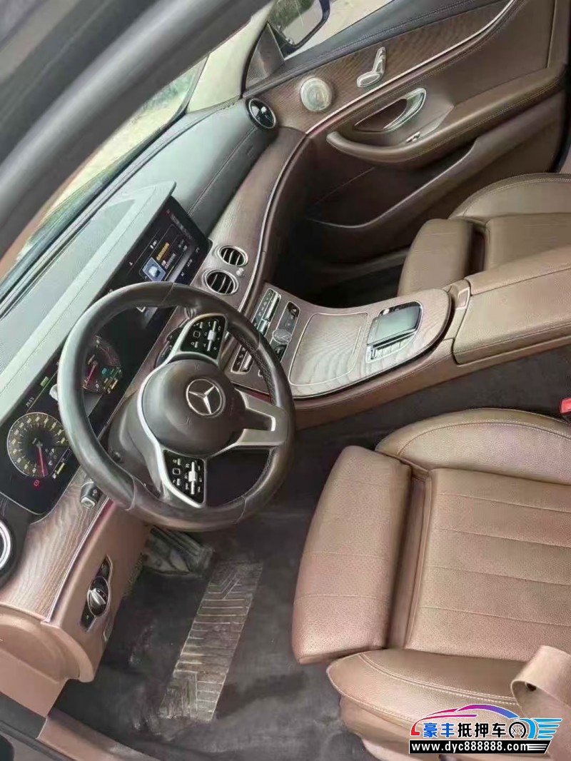 20年奔驰E轿车抵押车出售