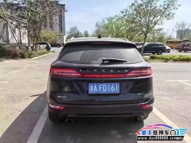 17年林肯MKC轿车抵押车出售