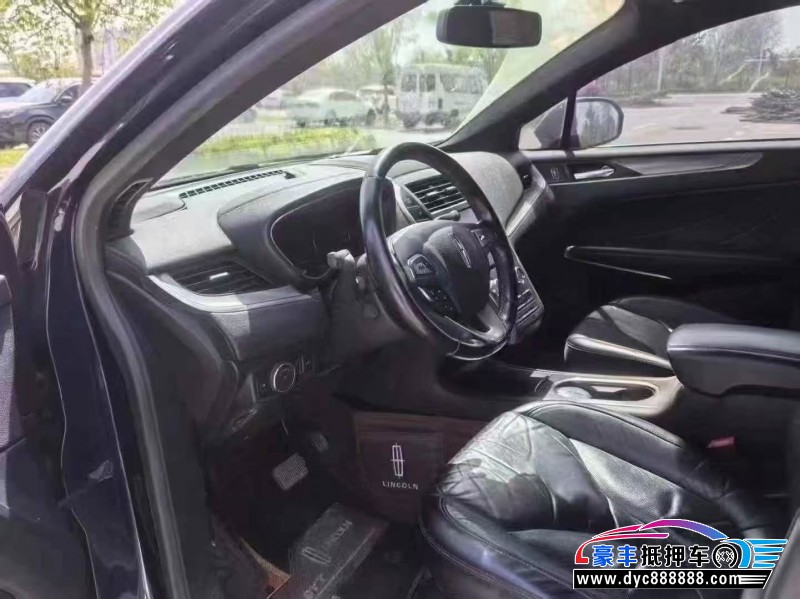 17年林肯MKC轿车抵押车出售