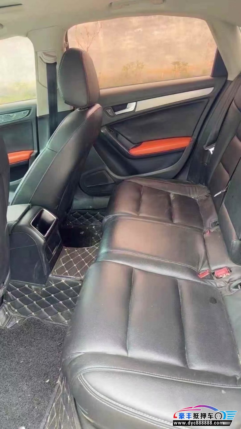 12年奥迪A4轿车抵押车出售