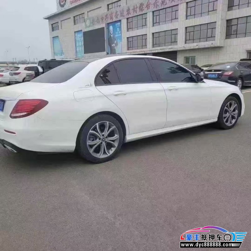 20年奔驰E轿车抵押车出售