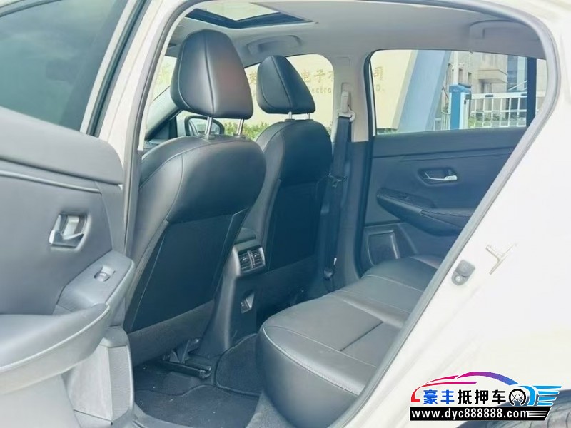 24年日产轩逸轿车抵押车出售