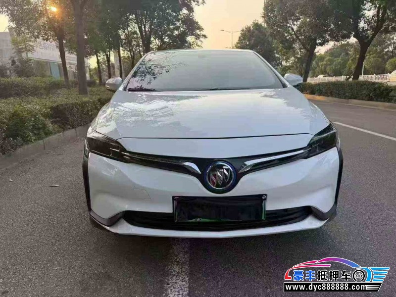 抵押车出售24年别克微蓝轿车