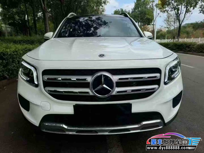 22年奔驰GLB轿车抵押车出售
