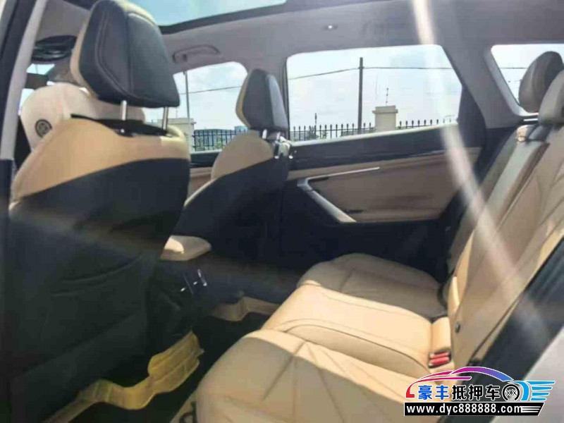 24年吉利博越轿车抵押车出售