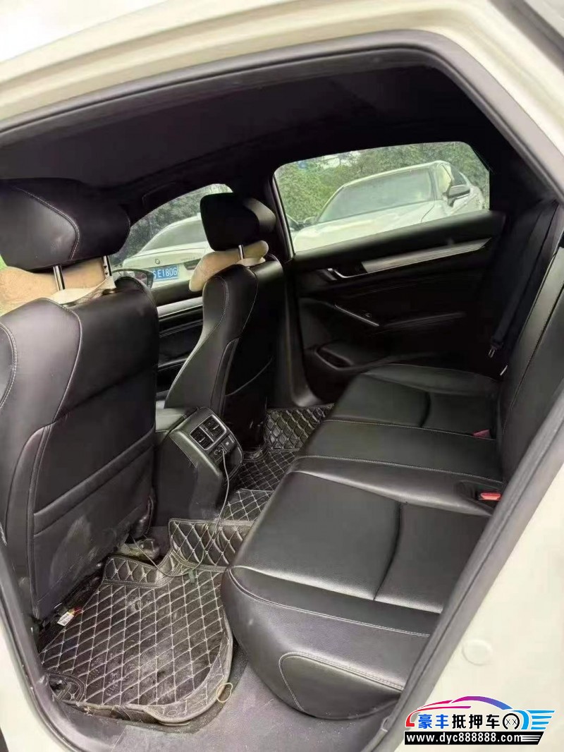 22年本田英诗派轿车抵押车出售