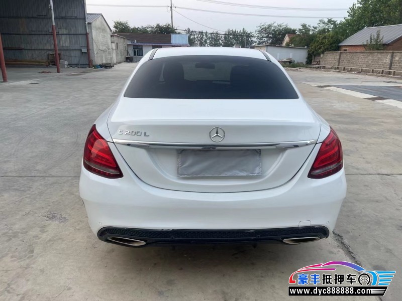 17年奔驰C轿车抵押车出售