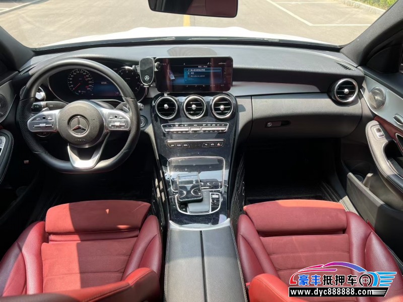 19年奔驰C轿车抵押车出售