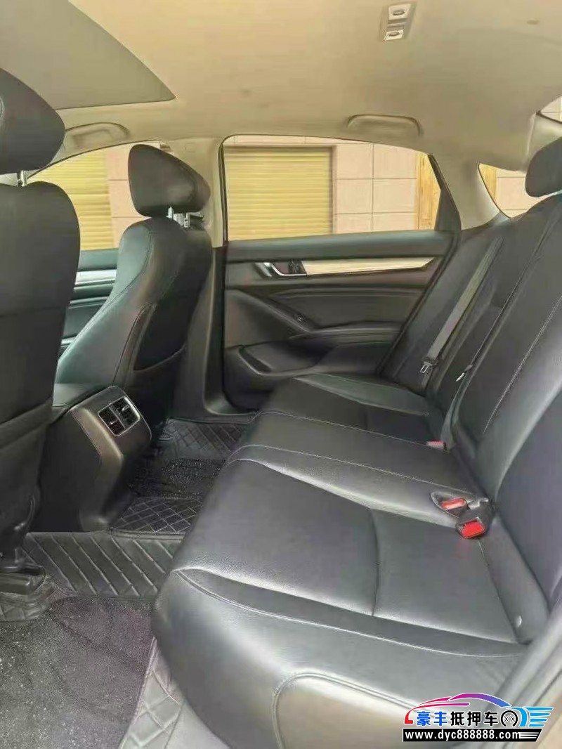 21年本田雅阁轿车抵押车出售