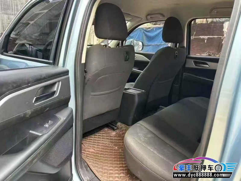 22年长城长城炮轿车抵押车出售