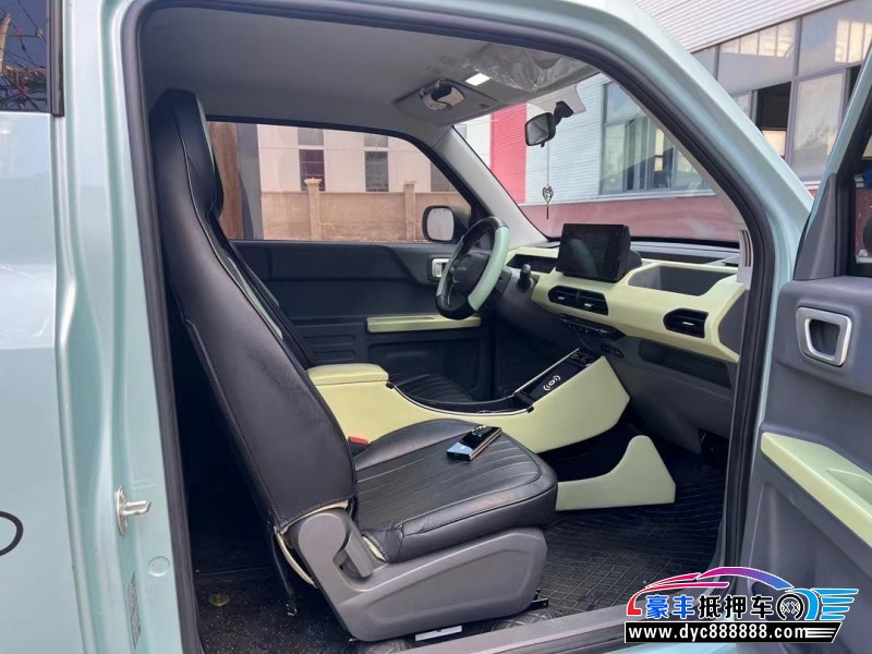 23年吉利熊猫轿车抵押车出售