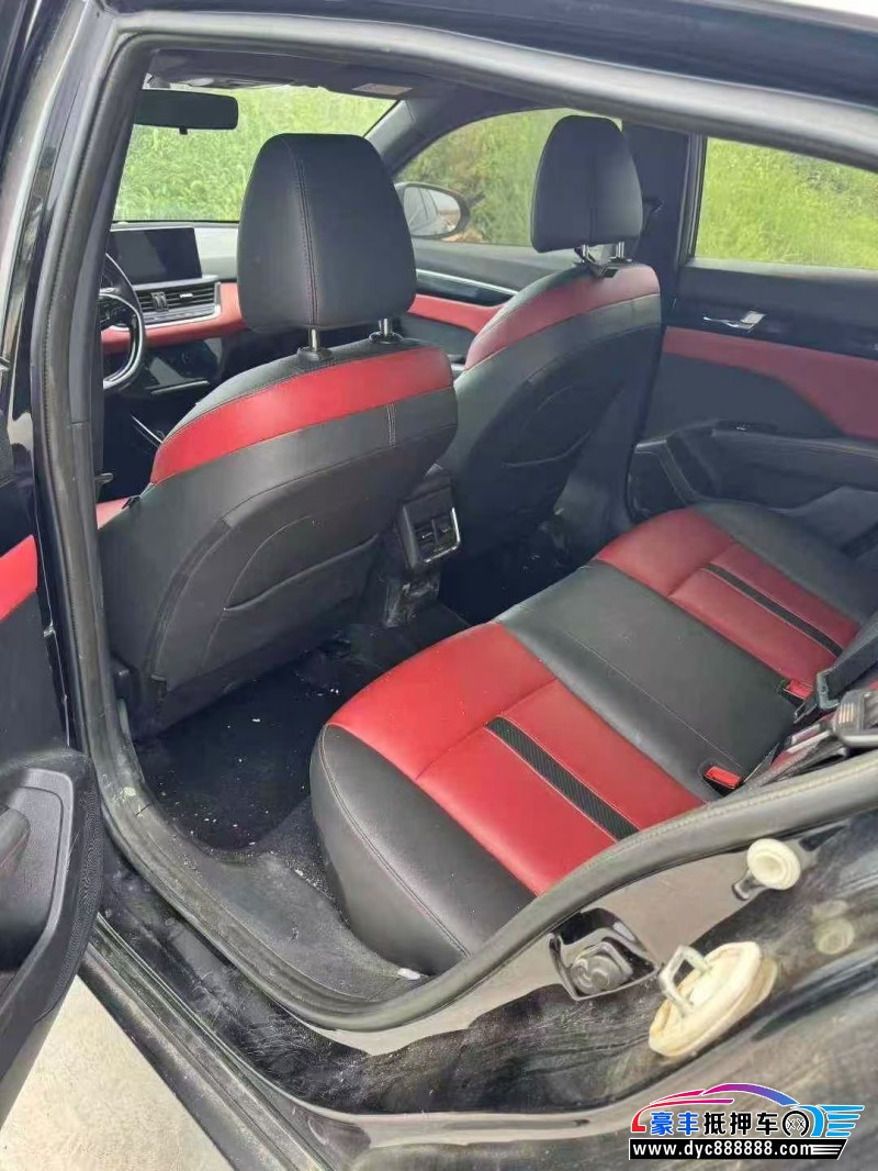 21年东风风神奕炫轿车抵押车出售