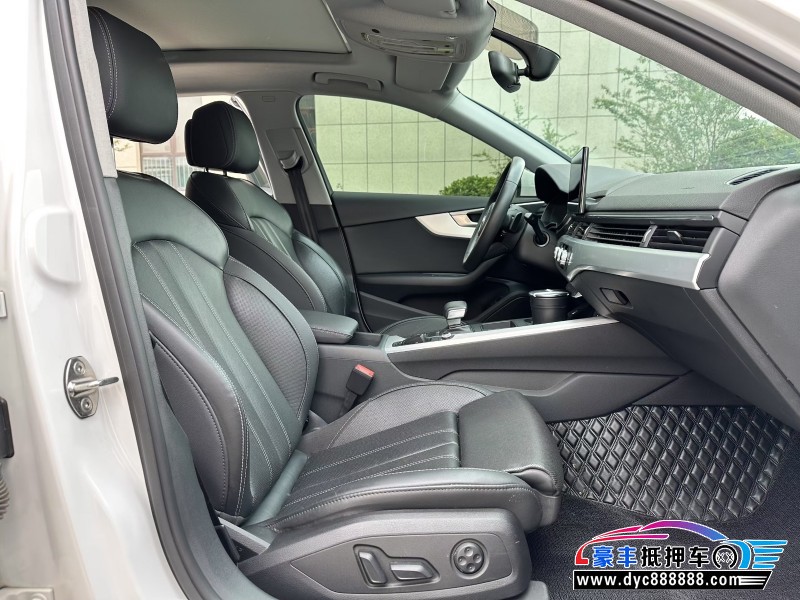 22年奥迪A4L轿车抵押车出售