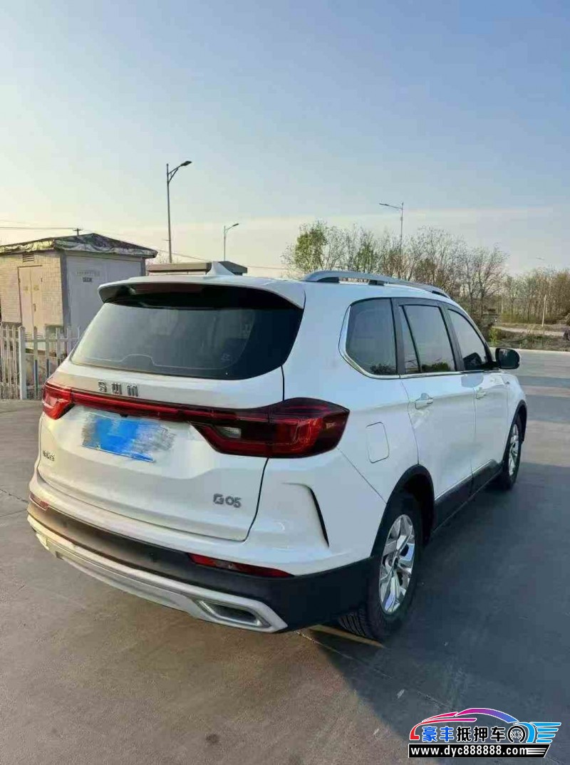 20年SWM斯威汽车G05轿车抵押车出售