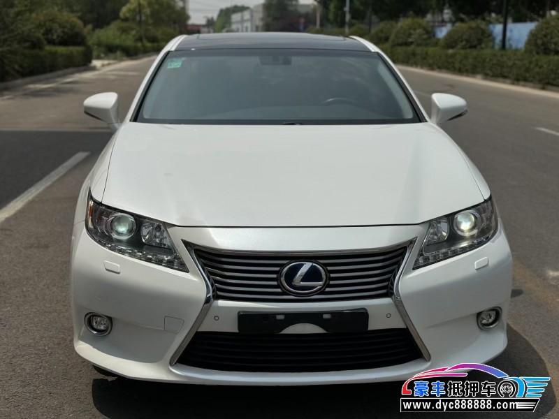 16年雷克萨斯ES轿车抵押车出售