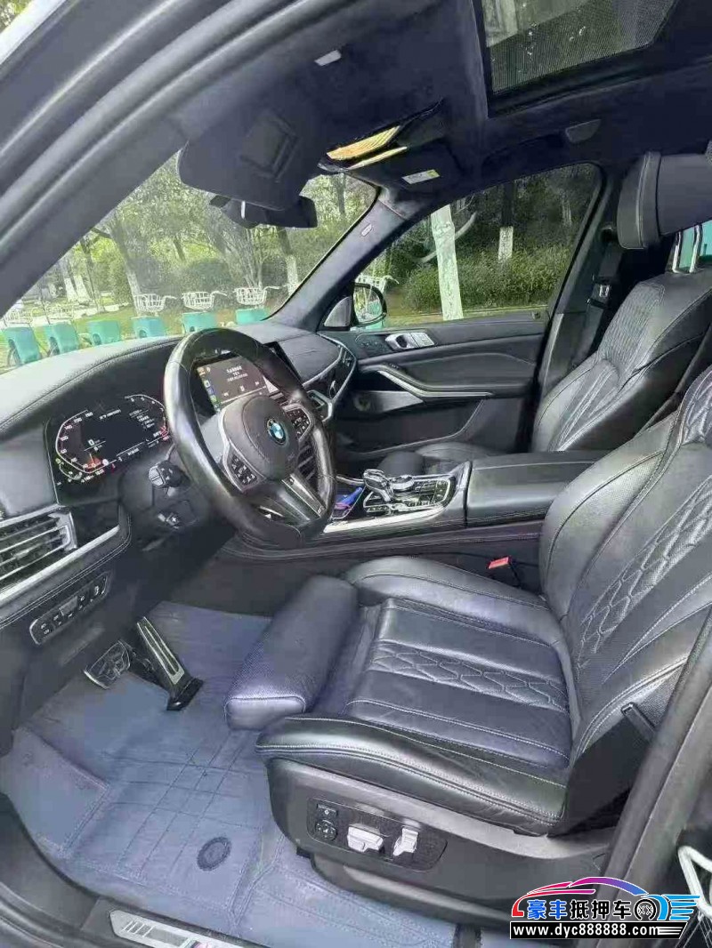 21年宝马X7轿车抵押车出售