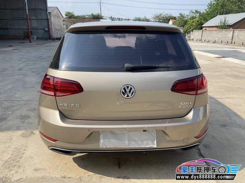 18年大众高尔夫轿车抵押车出售