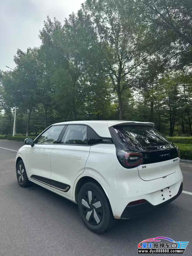 25年东风纳米01轿车抵押车出售