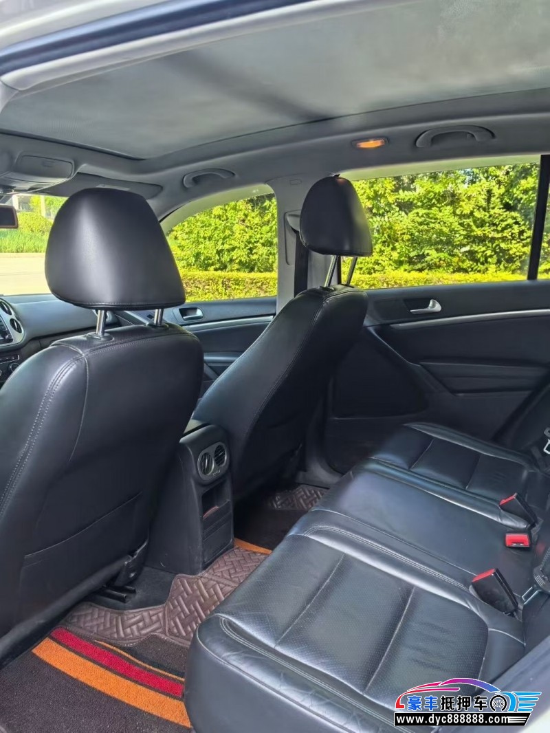 15年大众途观轿车抵押车出售