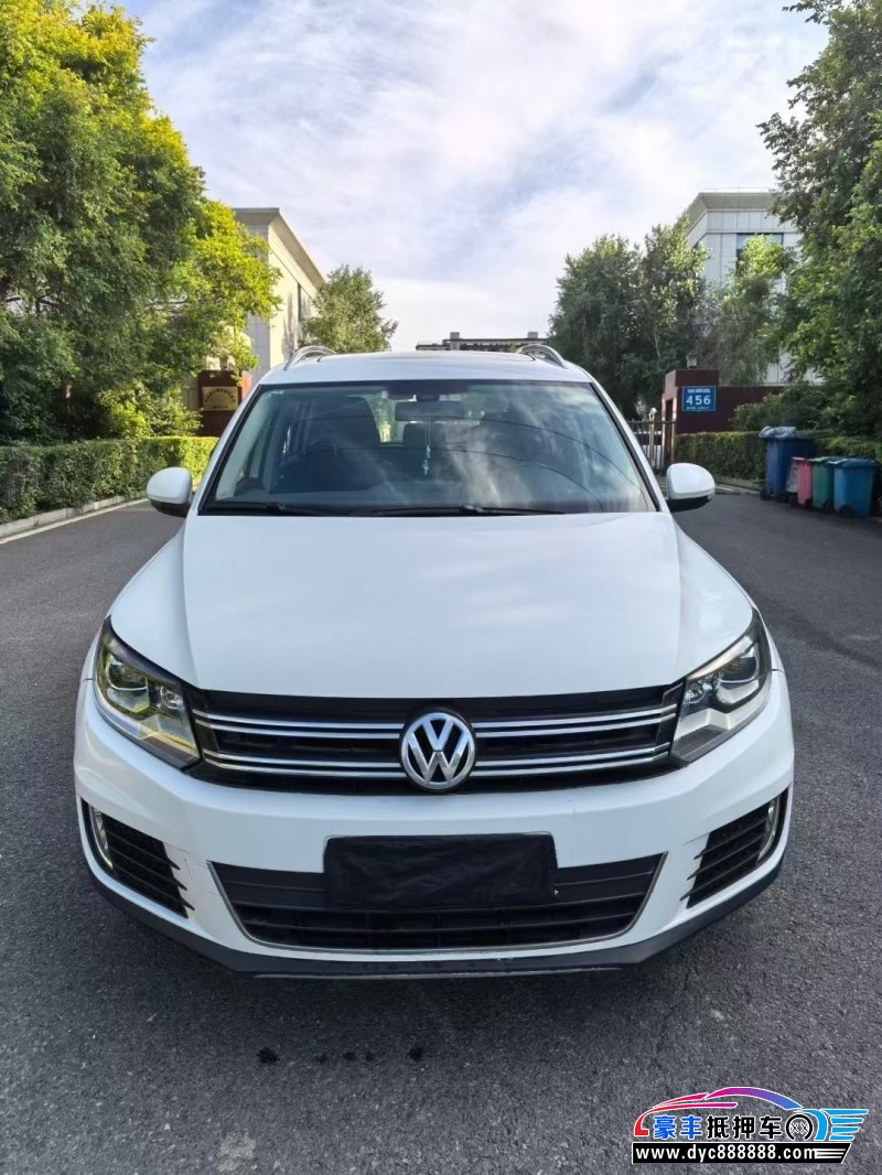 15年大众途观轿车抵押车出售