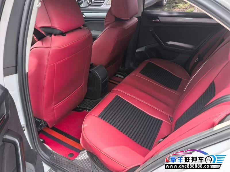 21年大众宝来轿车抵押车出售