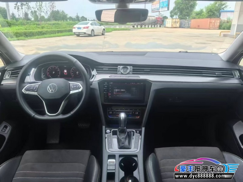 21年大众迈腾轿车抵押车出售