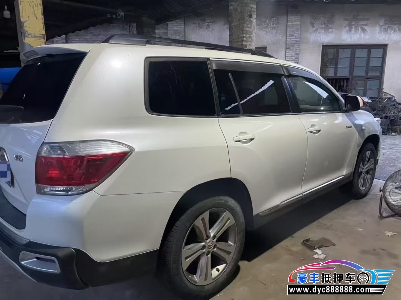 15年丰田汉兰达轿车抵押车出售