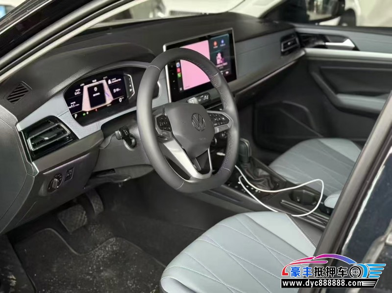 25年大众朗逸轿车抵押车出售