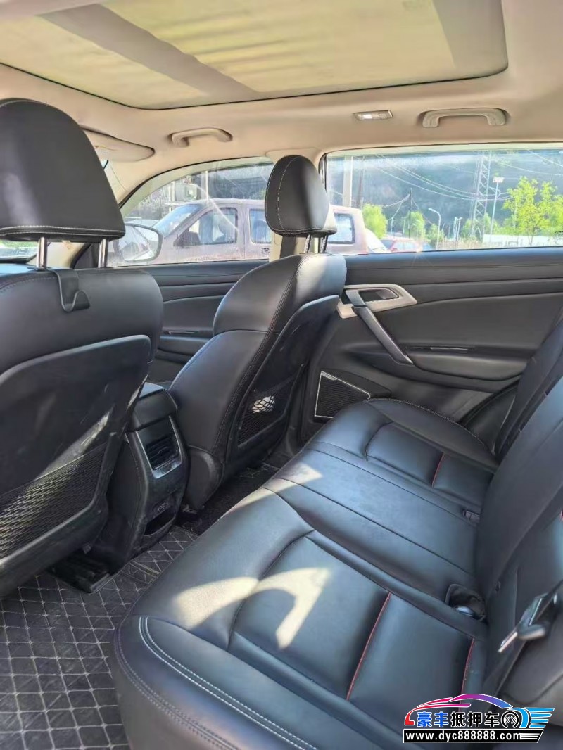 19年吉利博越轿车抵押车出售