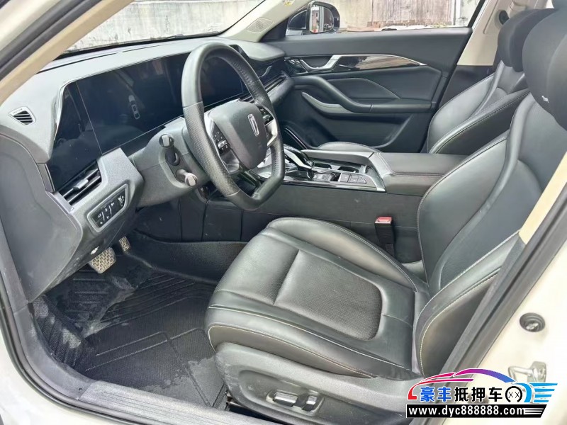 23年奔腾B70轿车抵押车出售