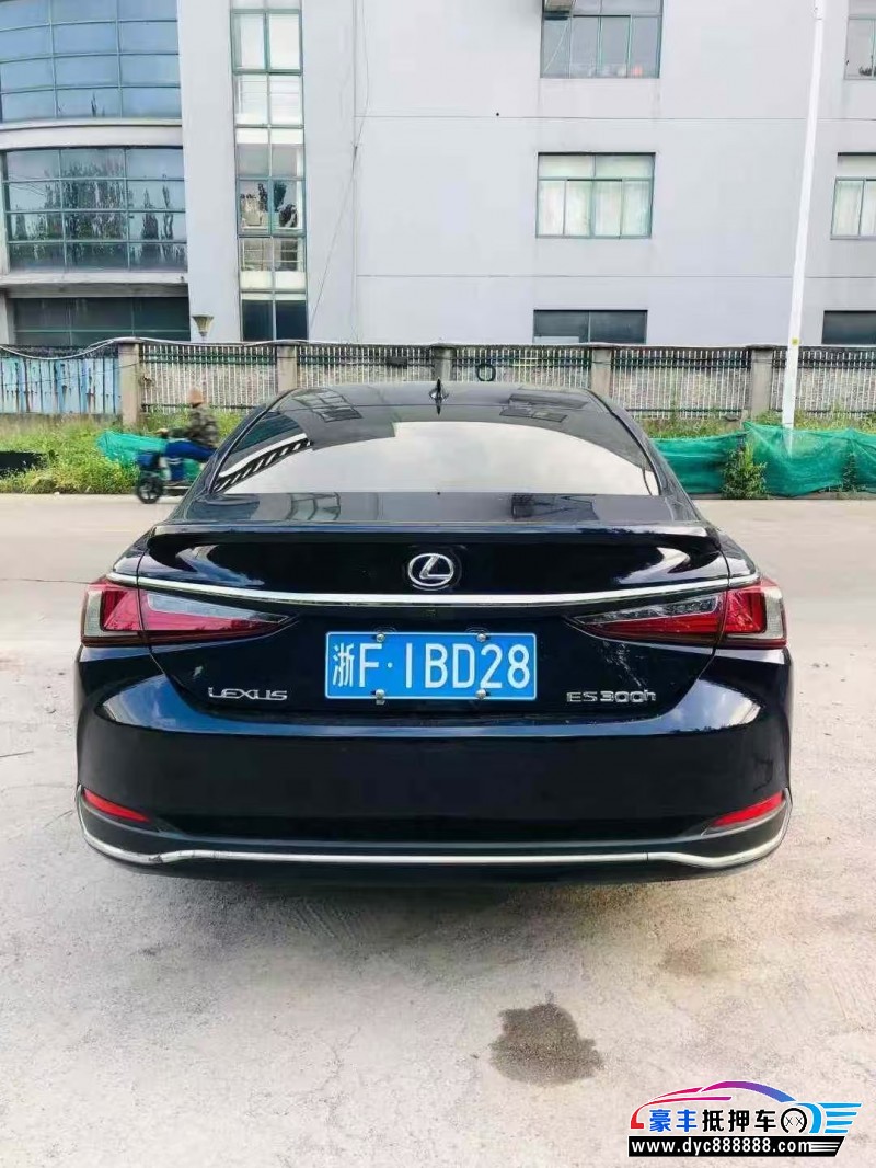 19年雷克萨斯ES轿车抵押车出售