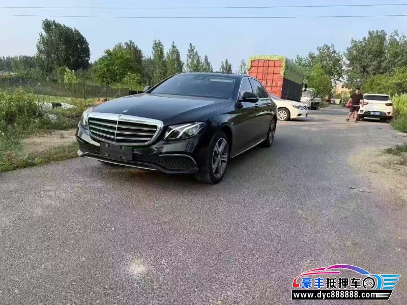 16年奔驰E轿车抵押车出售