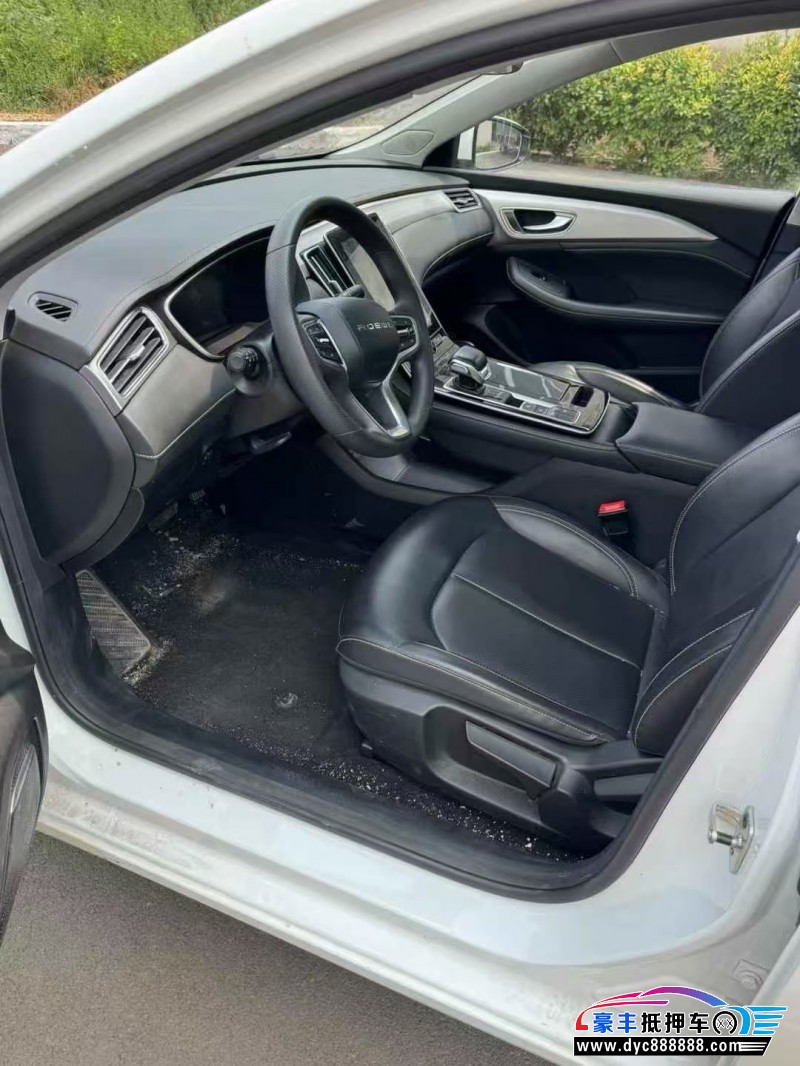 24年荣威i6轿车抵押车出售