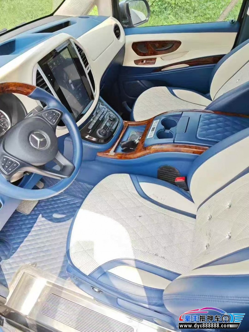 20年奔驰威霆轿车抵押车出售