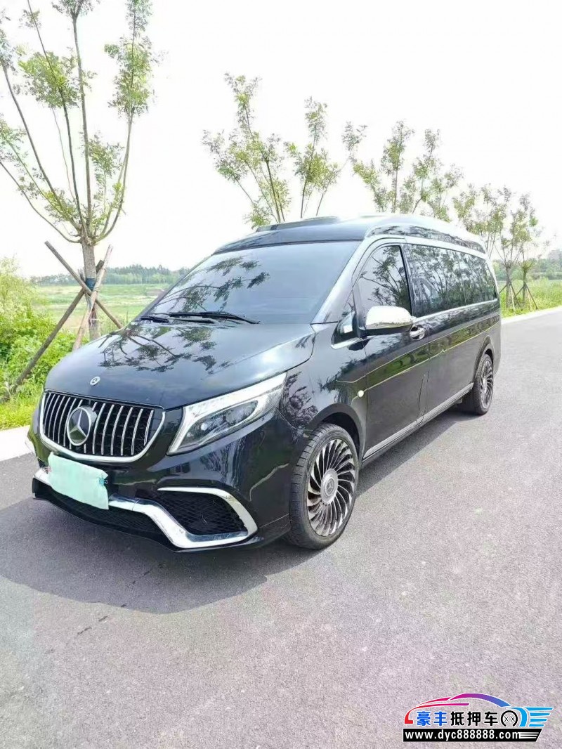 20年奔驰威霆轿车抵押车出售