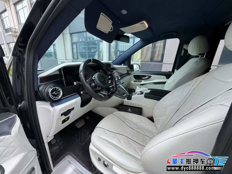 20年奔驰威霆轿车抵押车出售