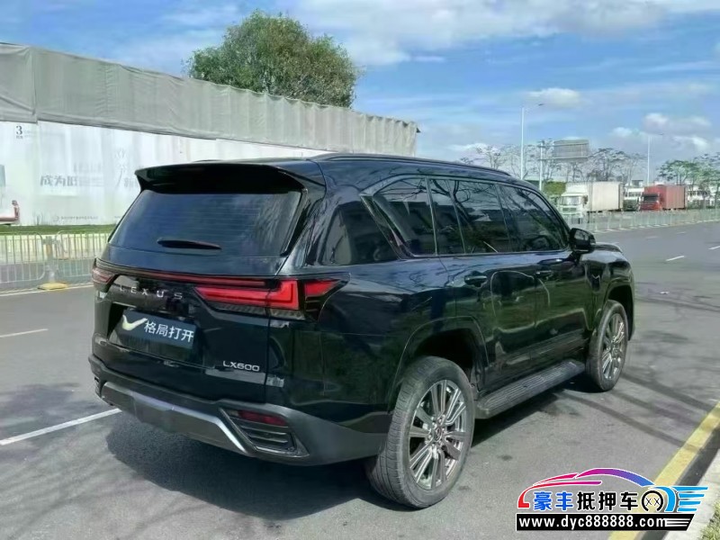 23年雷克萨斯LX轿车抵押车出售