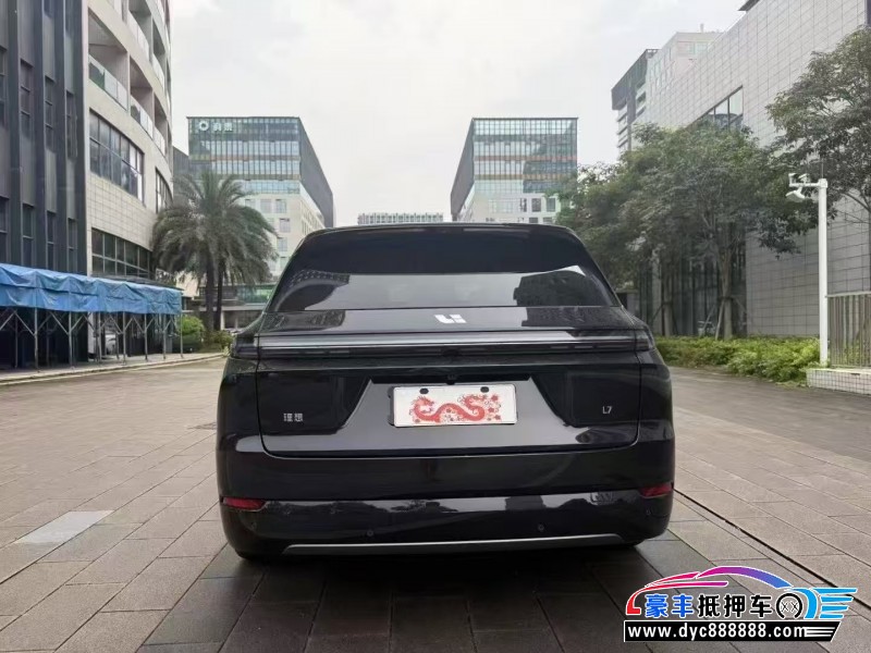 25年理想L7轿车抵押车出售