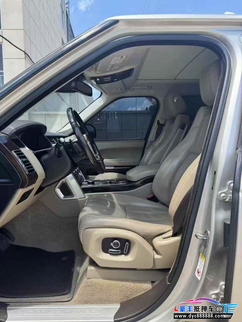 16年路虎揽胜行政轿车抵押车出售