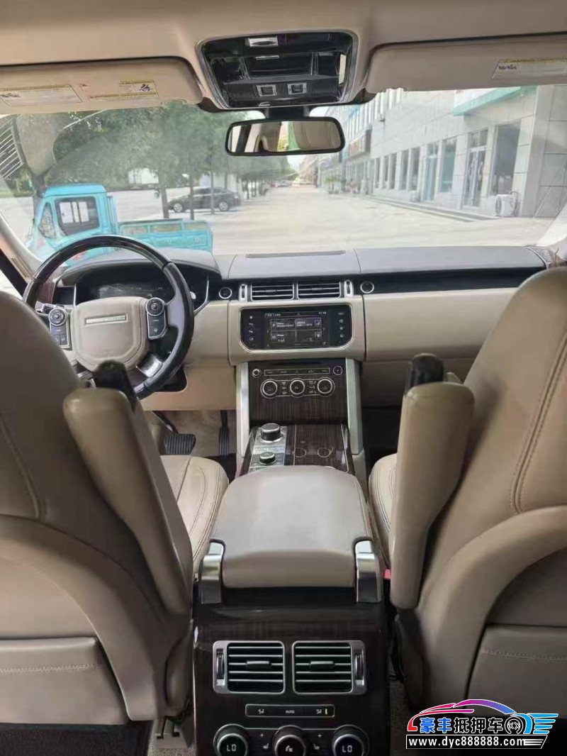 16年路虎揽胜行政轿车抵押车出售