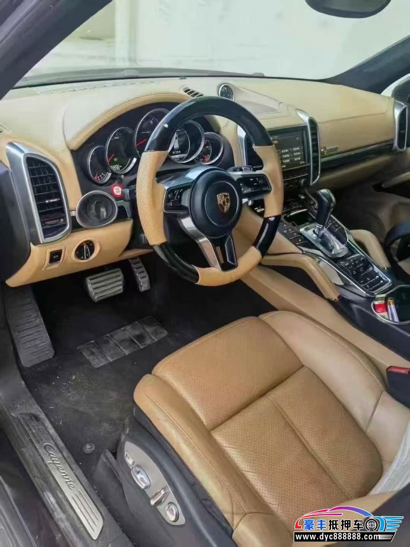 15年保时捷卡宴轿车抵押车出售