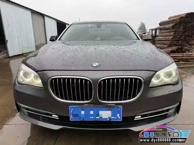 17年宝马7系轿车抵押车出售